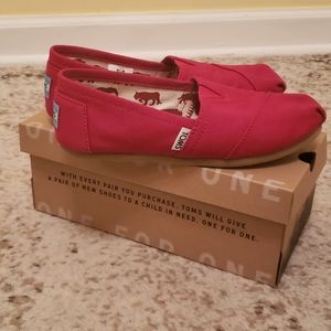 Toms Classic Size 5